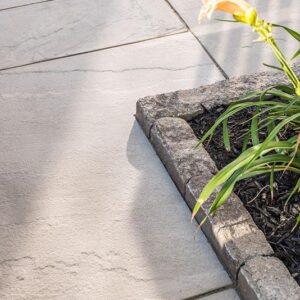 Pietra Edging Stones