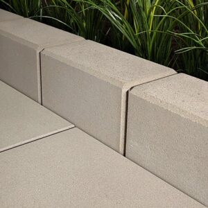 Raffinato Polished Edging Stones